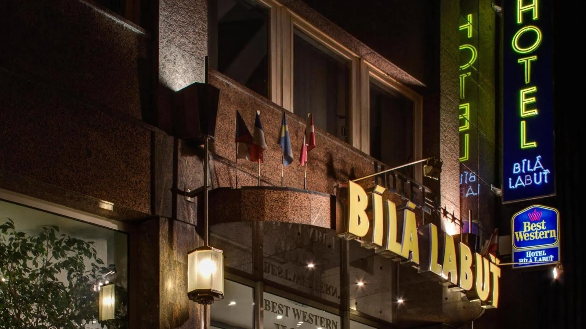 Luxury Family Hotel Bila Labut Prag