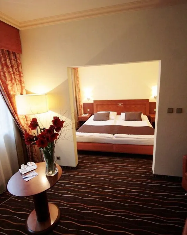 ****  Luxury Family Hotel Bila Labut Prag Tjeckien