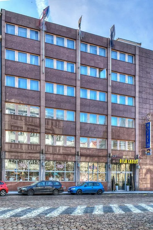 Luxury Family Hotel Bila Labut Prag 4*,