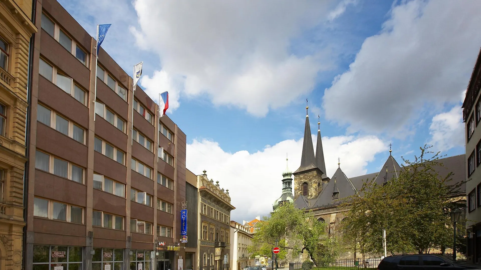 Luxury Family Hotel Bila Labut Prague 4*,  Czech Republic