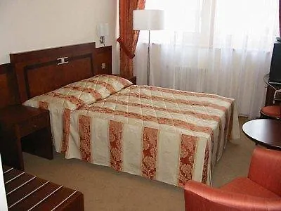 Luxury Family Hotel Bila Labut Prag