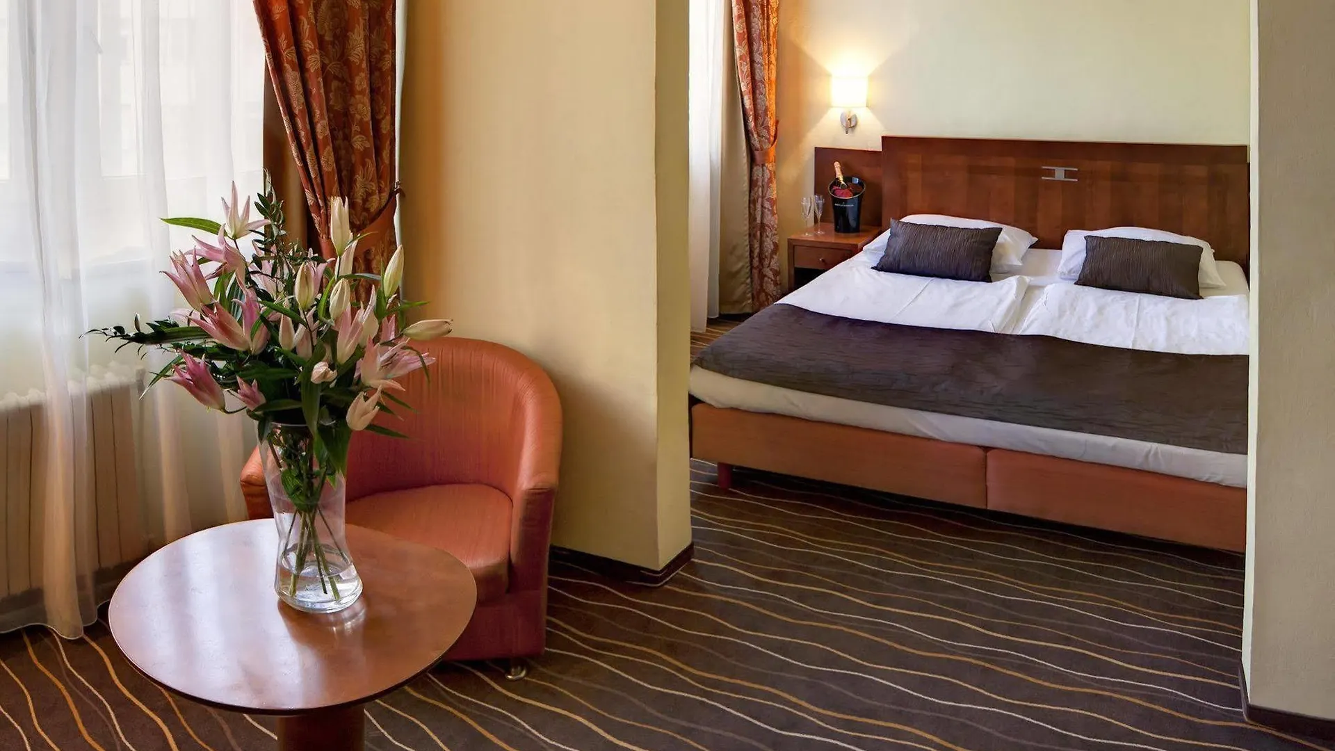 Luxury Family Hotel Bila Labut Prag