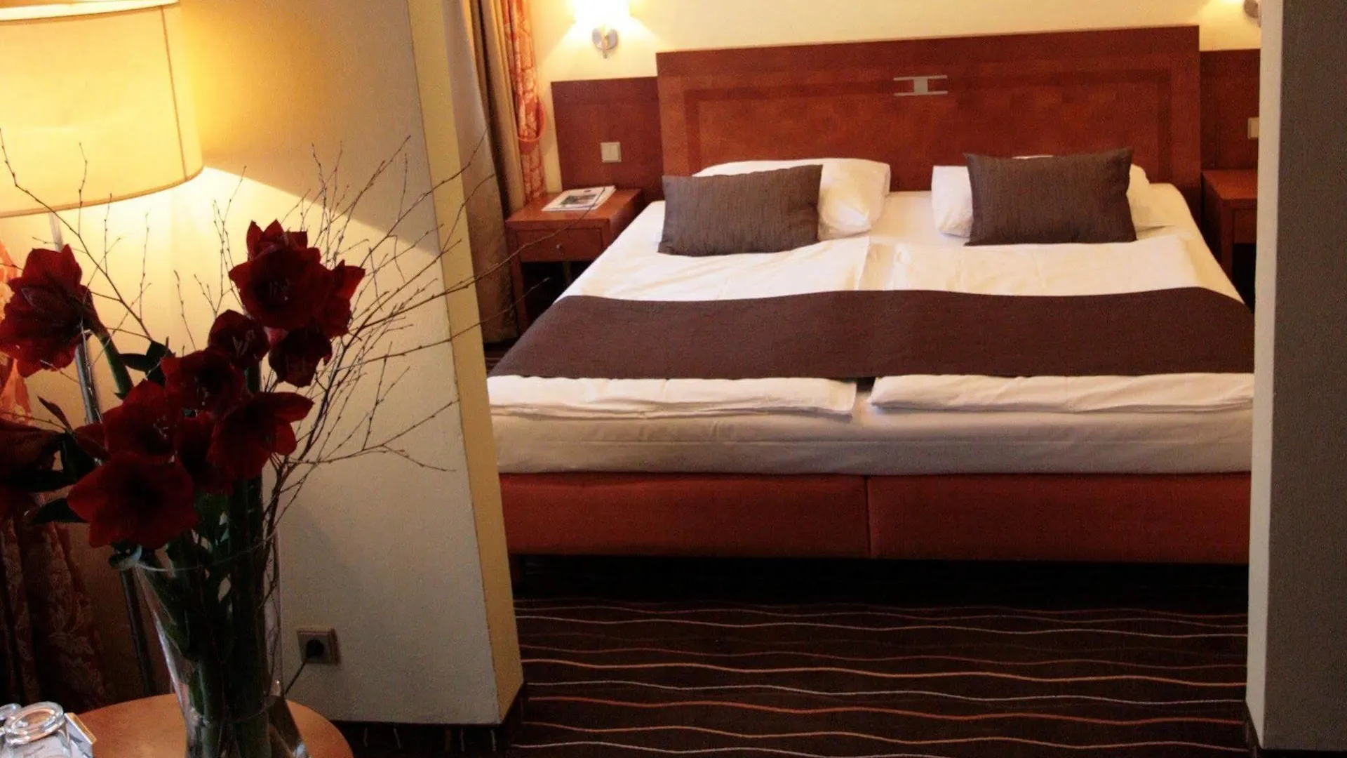 Luxury Family Hotel Bila Labut Prag