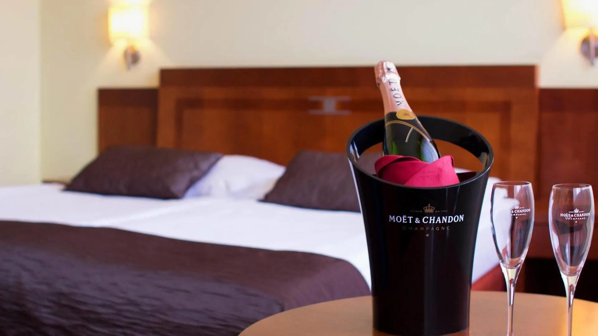 Luxury Family Hotel Bila Labut Prague 4*,  Czech Republic