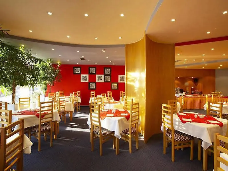 Luxury Family Hotel Bila Labut Prag